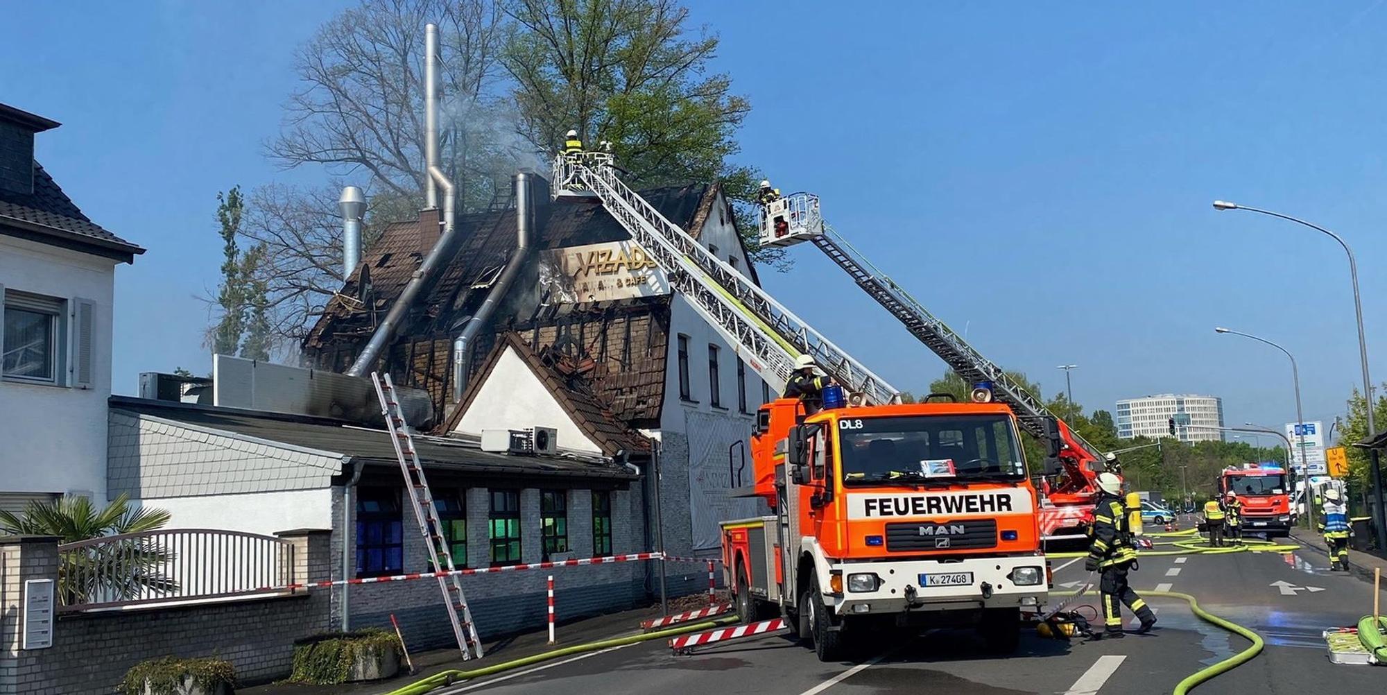 Feuer-Grillhaus3