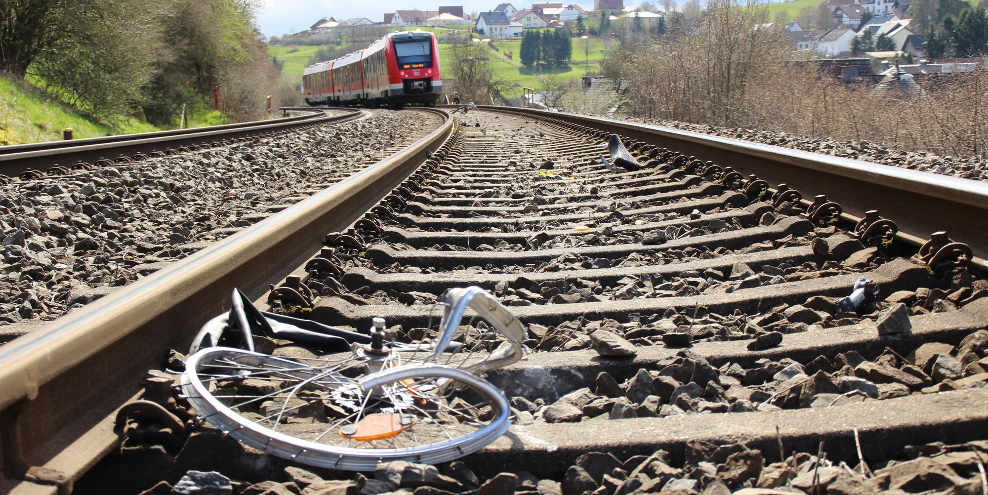 Piepser_Unfall_Dahlem_Bahnuebergang_4