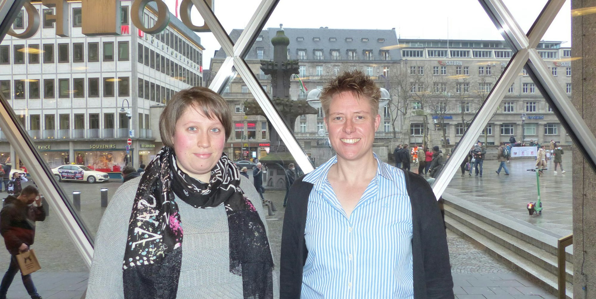 Wie_Gott_uns_schuf_Ramona_Kraemer_Sabine_Hengmith_(1)