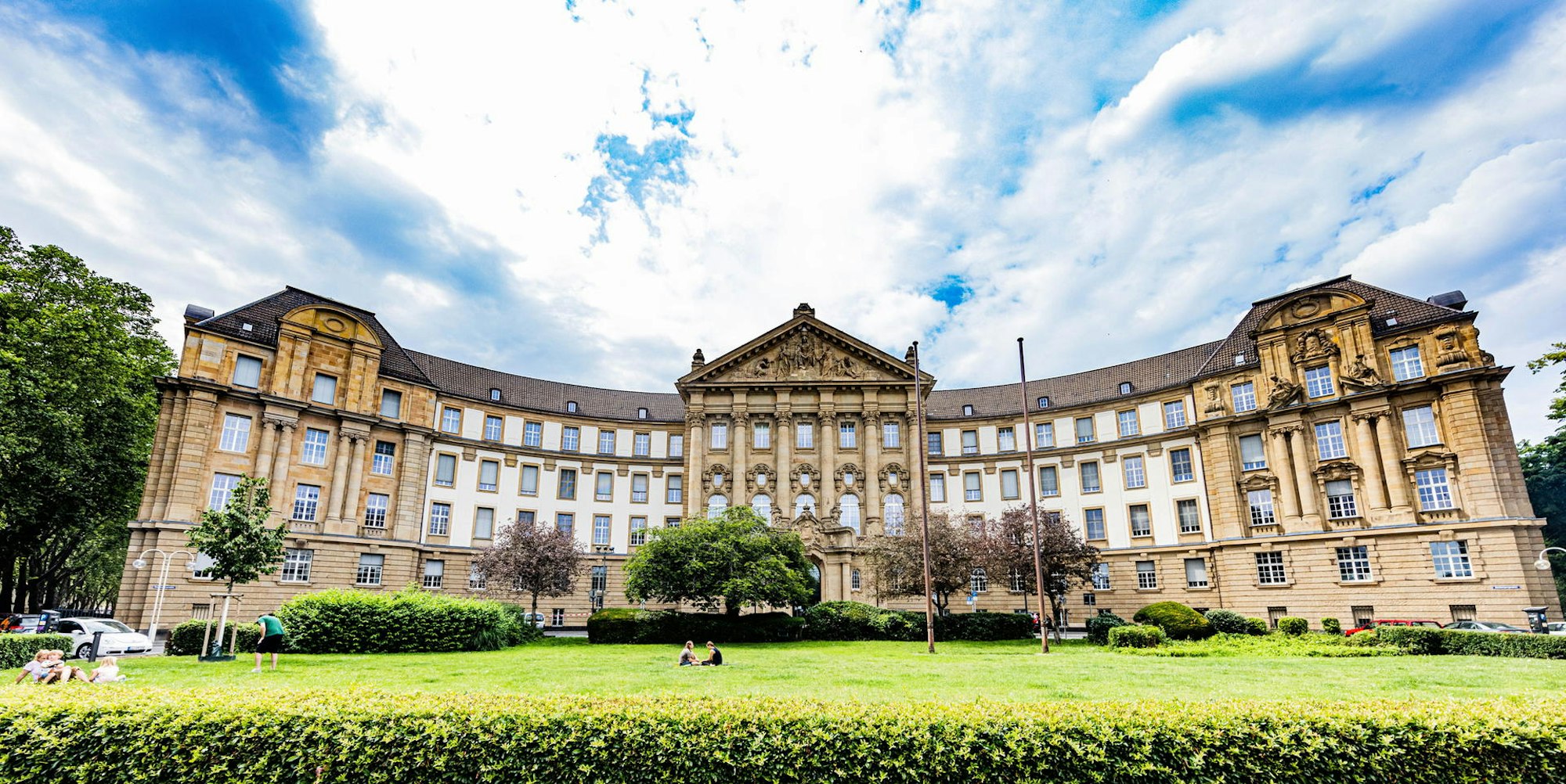 Haeuser_Justizgebaeude_Reichenspergerplatz_mbo_-4