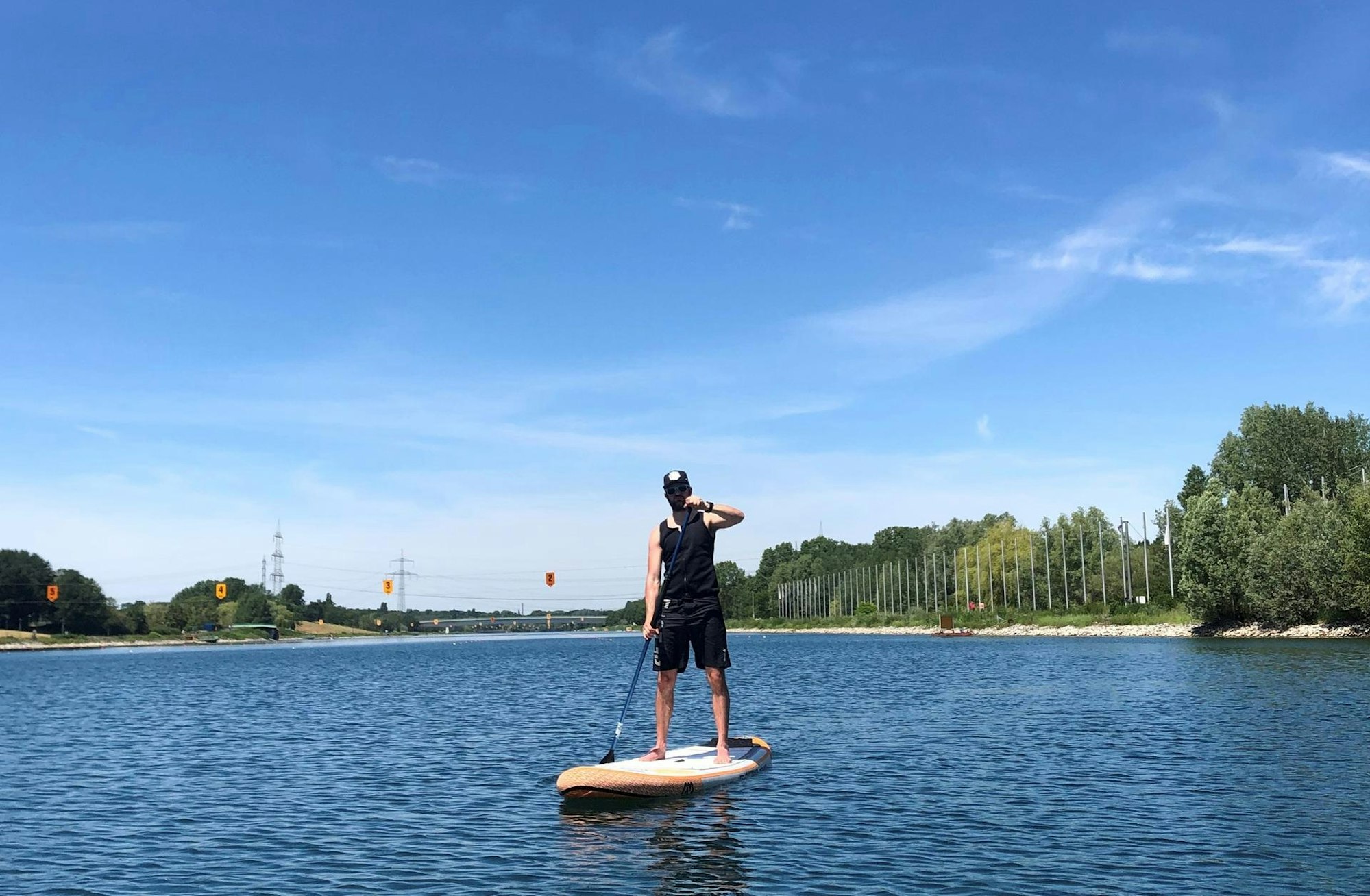 stand up paddling_Credit_Angela Sommersberg