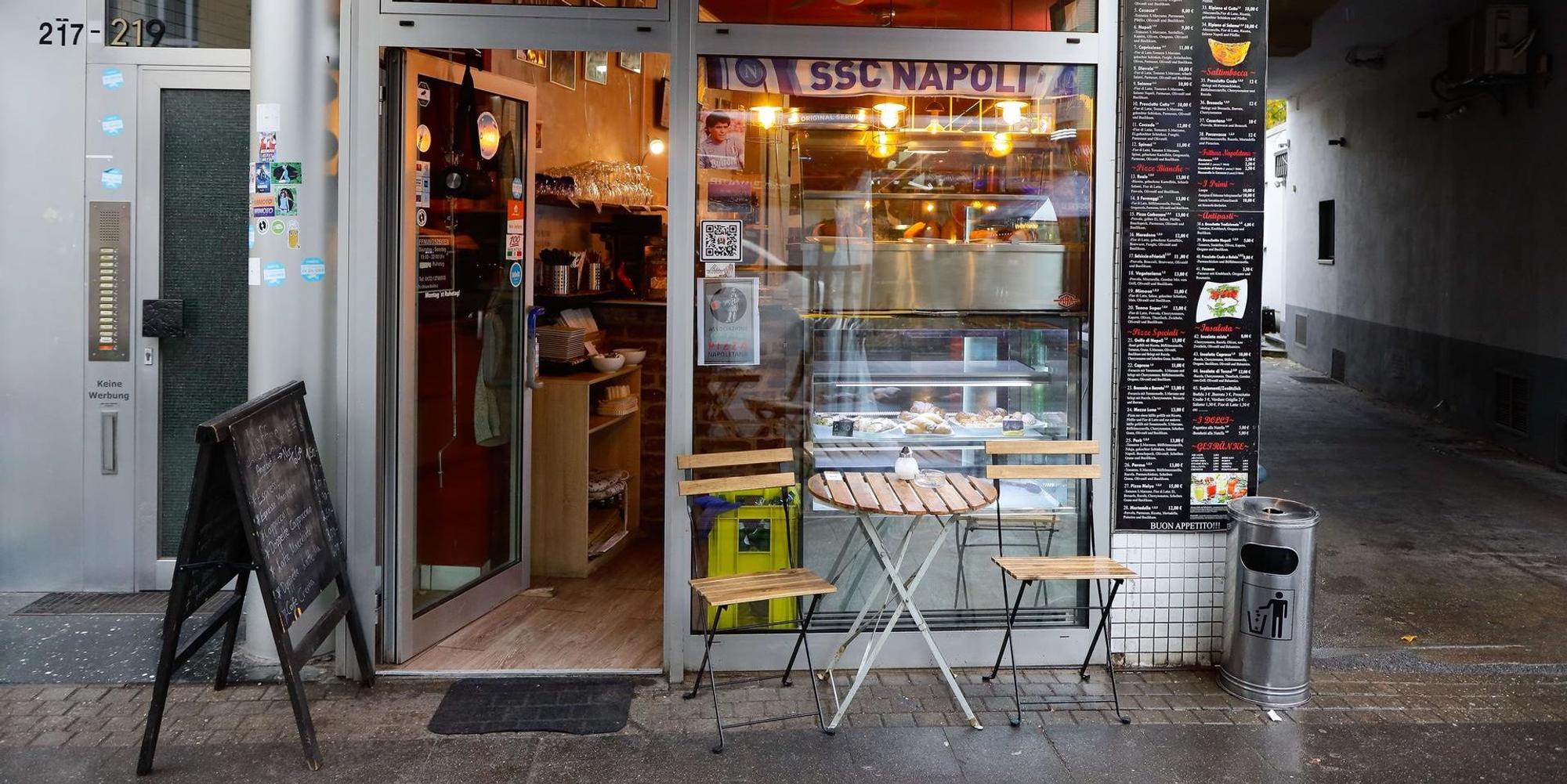 Il Golfo di Napoli Außenansicht