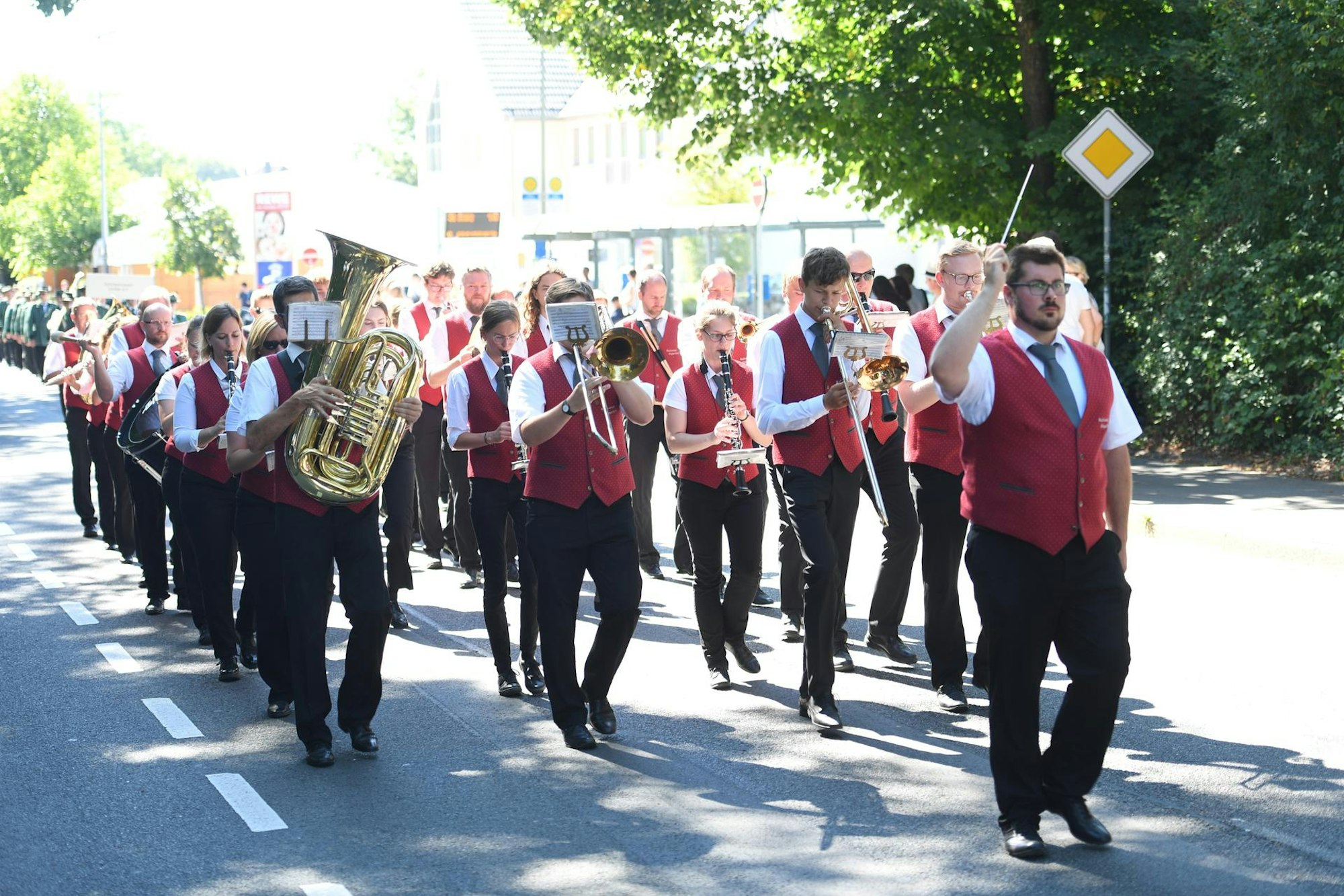 20220807_own_schützenfest_lindlar_Festzug_Königspaar_OWL_0574