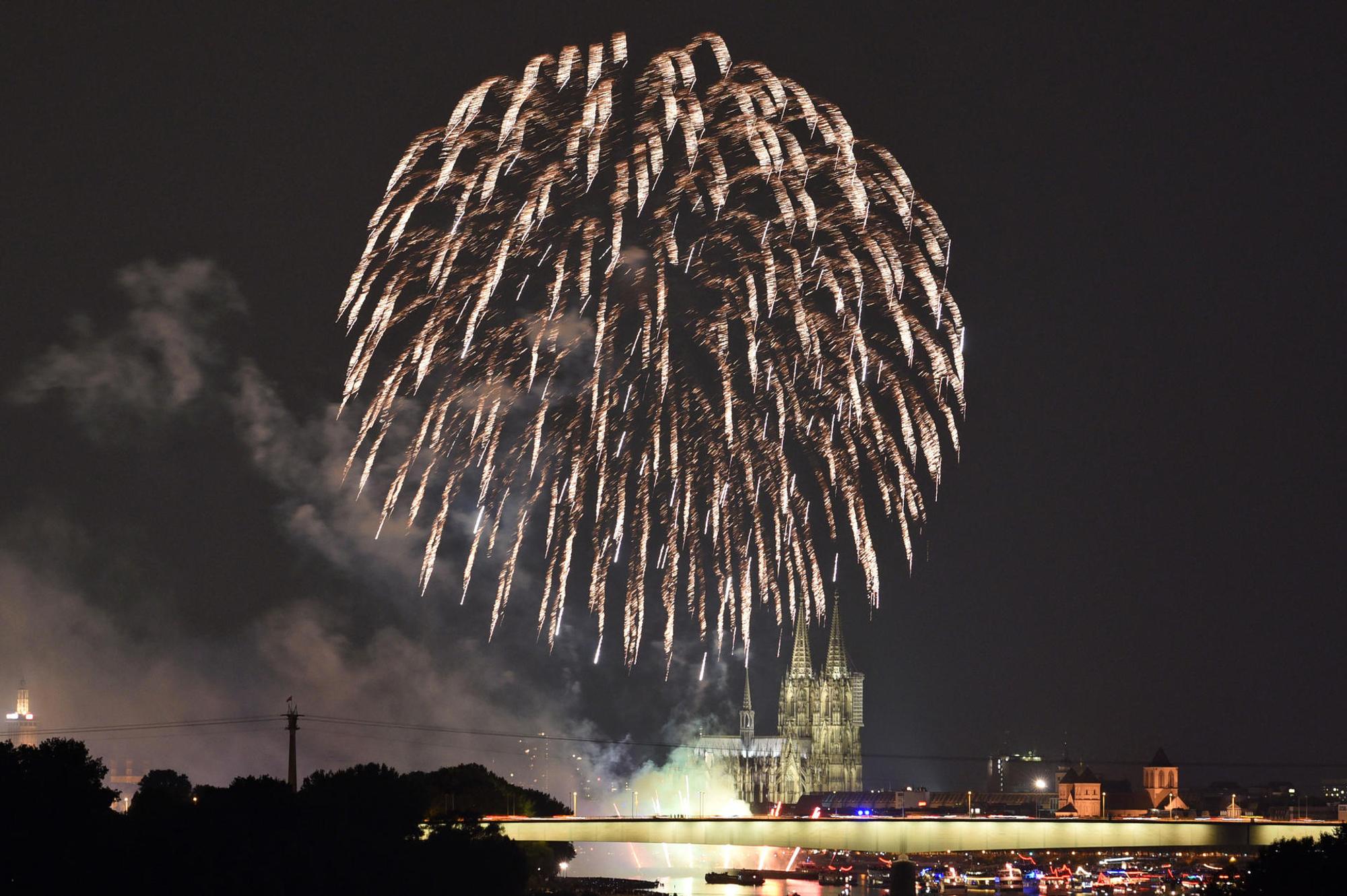 Kölner Lichter 2019 (4)