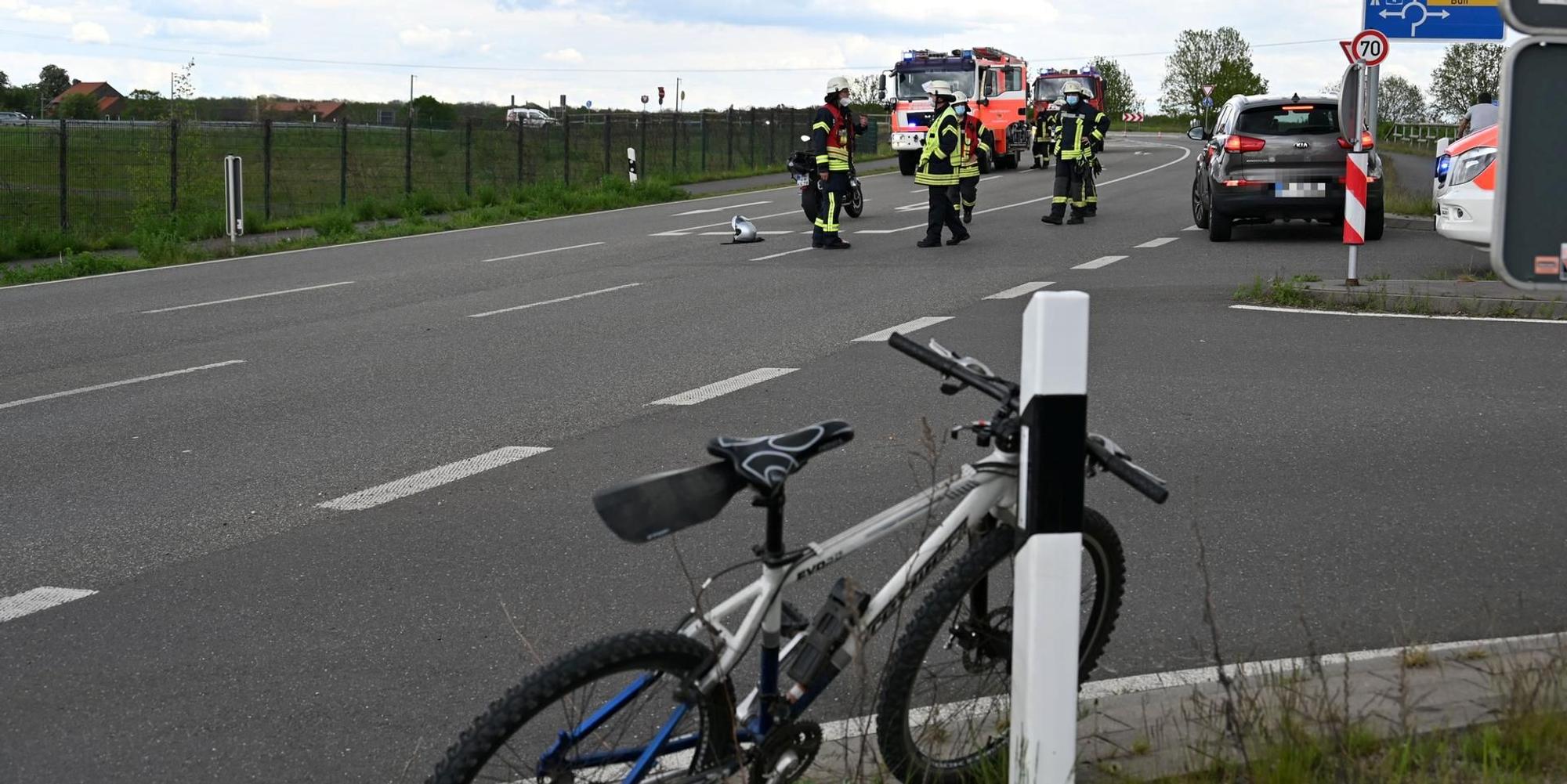 Unfall B477 Kerpen