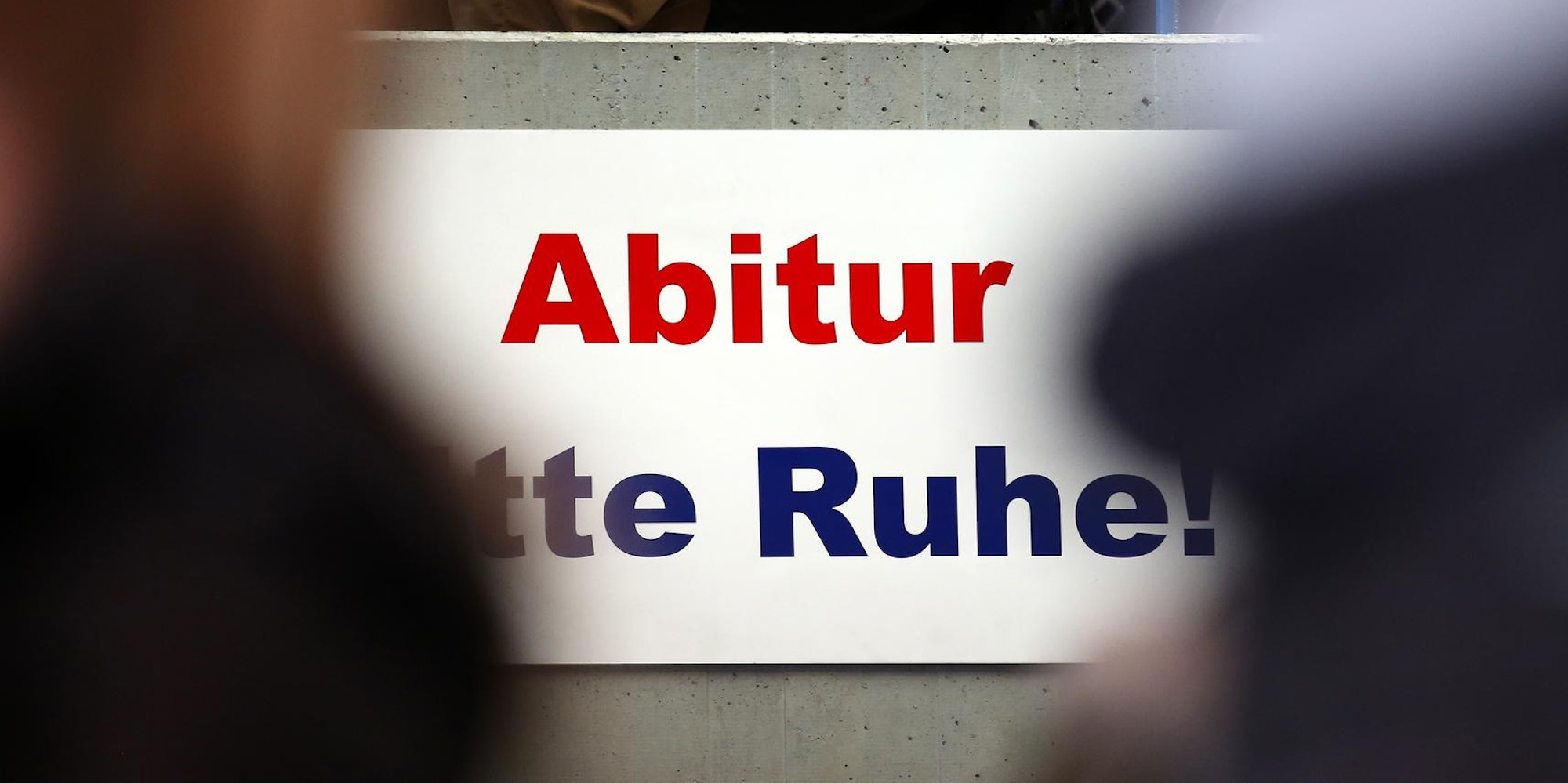 Abitur Schild dpa