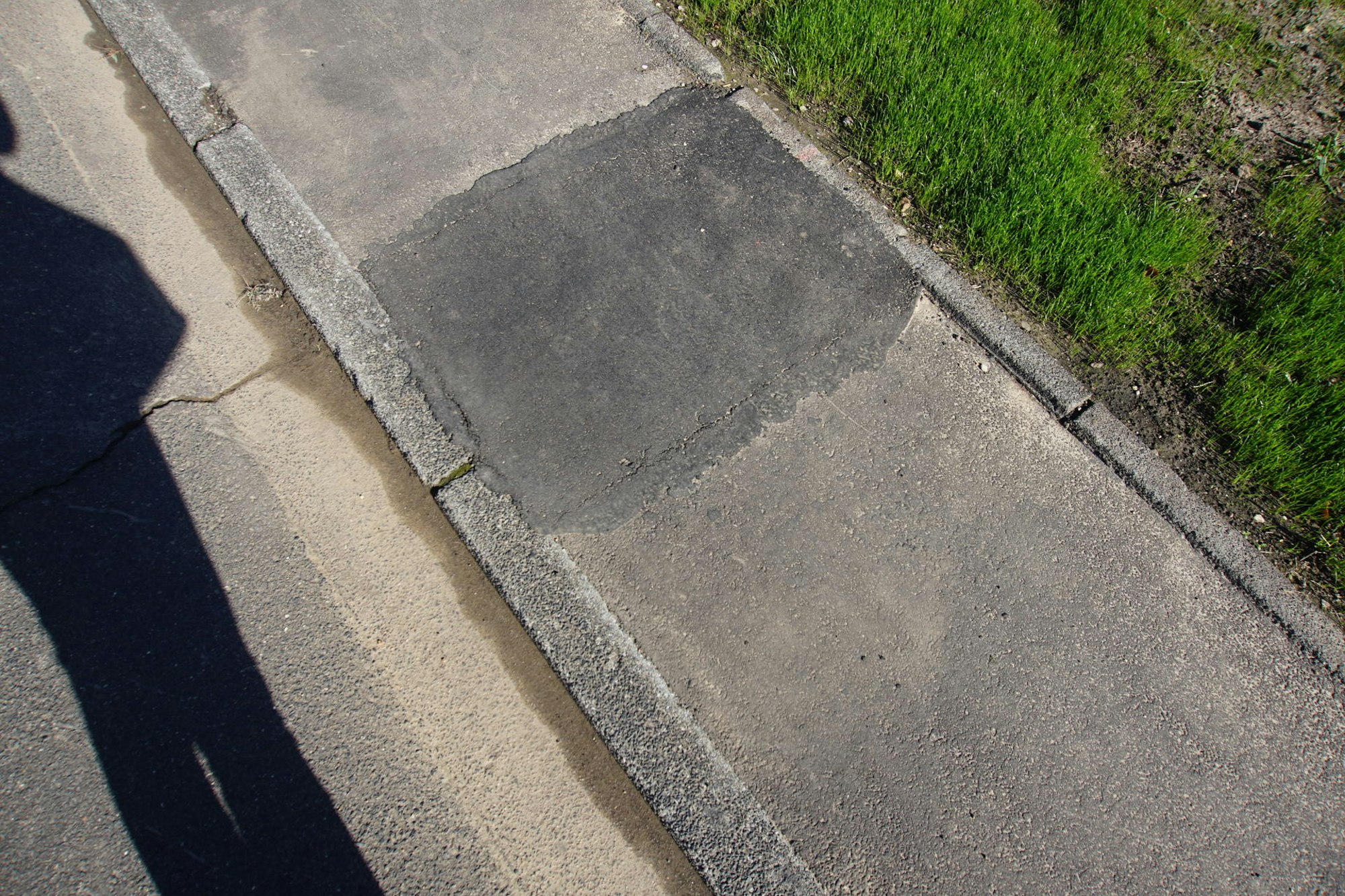 Glasfaserausbau Telekom Frechen: Asphaltarbeiten