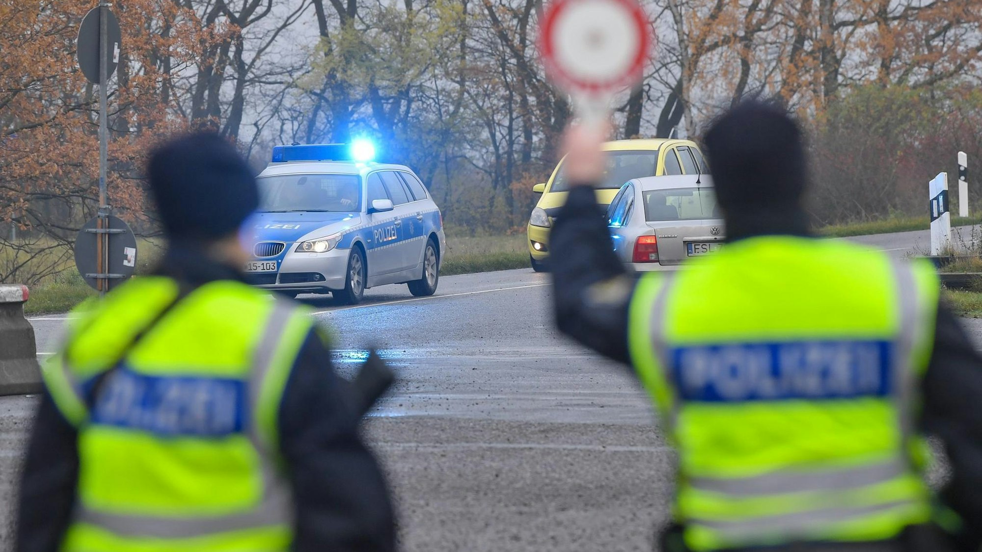Die Bundespolizei kontrolliert an der deutsch-polnischen Grenze. (Archivfoto)