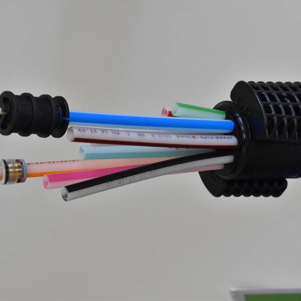 Symbolbild_Glasfaser