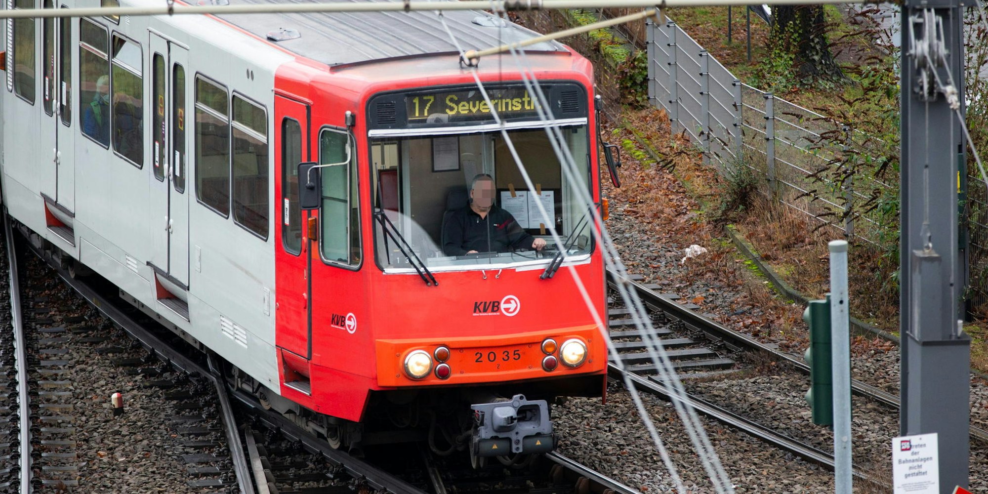 20220104_tb_KVB_Strassenbahn_010