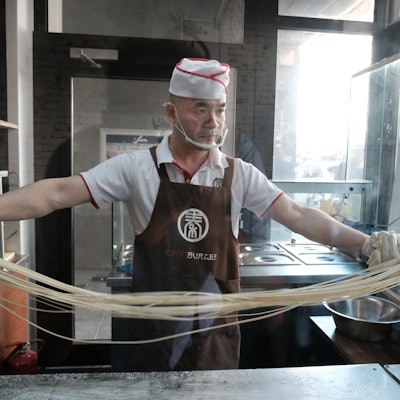 20200922-MAX-chinburger-09