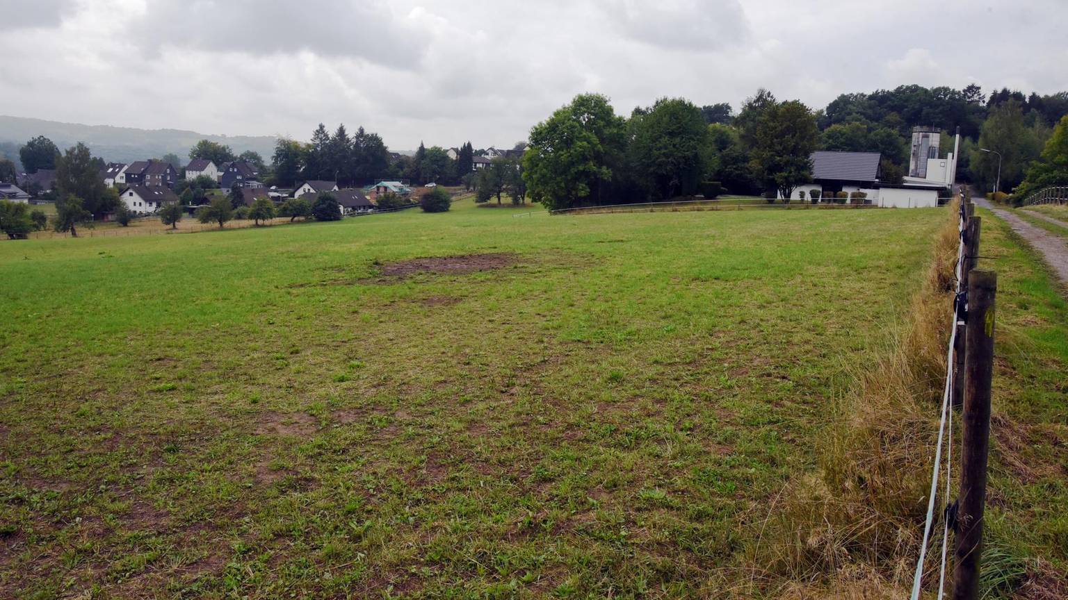 Baugebiet Bierenbachtal: Eine eingezäunte Wiese