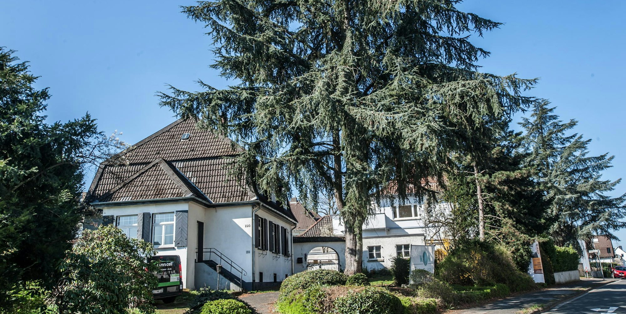 leverkusen-luetzenkirchener-str-320--ALF_5276