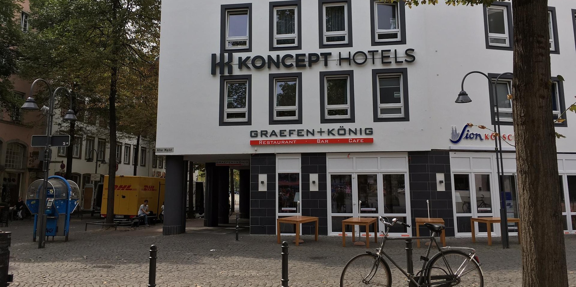 zum kostbaren blut hotel