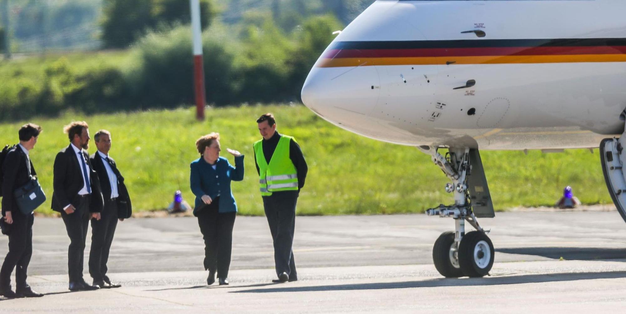 Merkel Regierungsflieger Dortmund