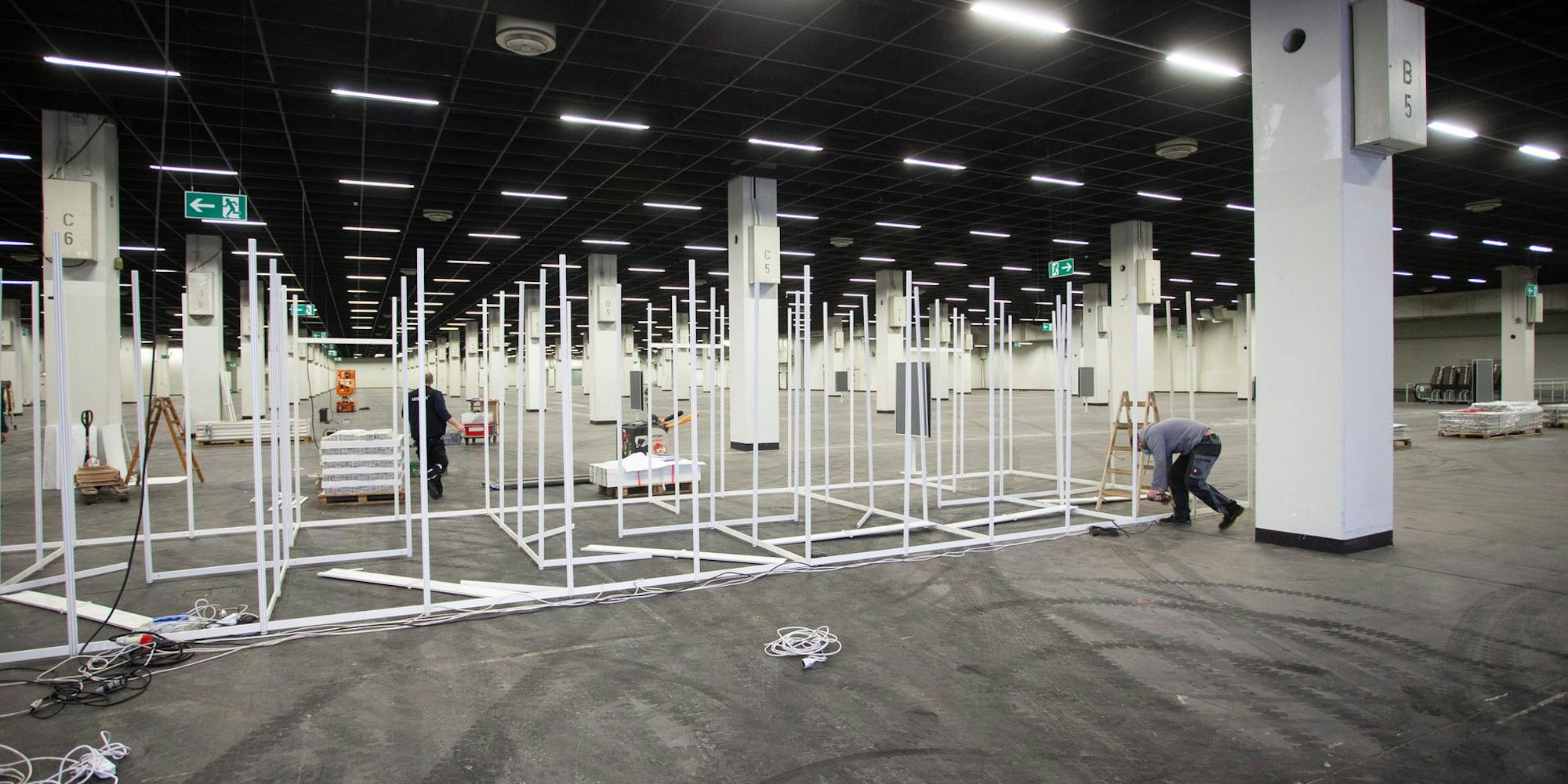 20201212_tb_Messe_Impfzentrum_005