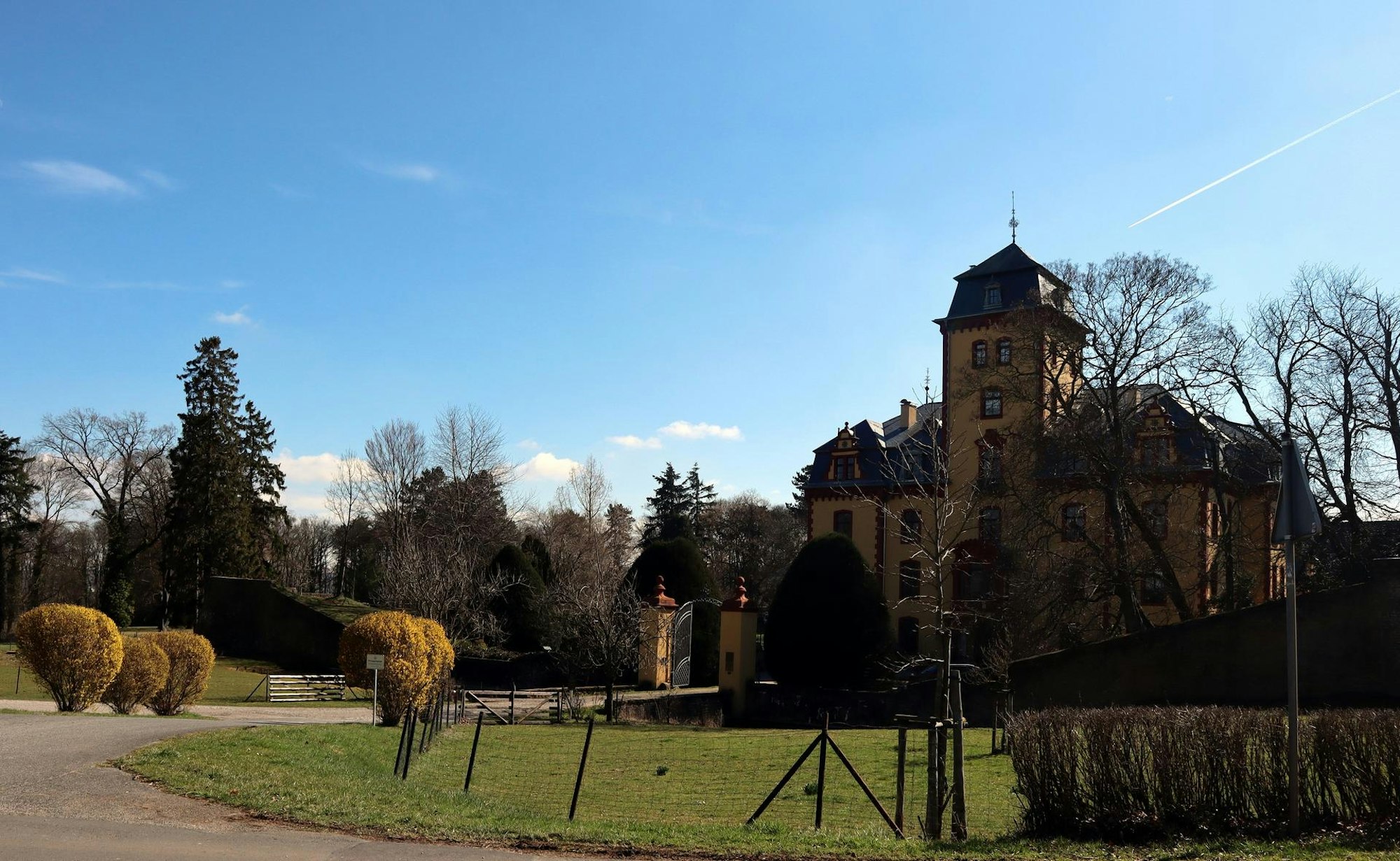Wanderung Eifelschleife Stockertblick Schloss Wachendorf