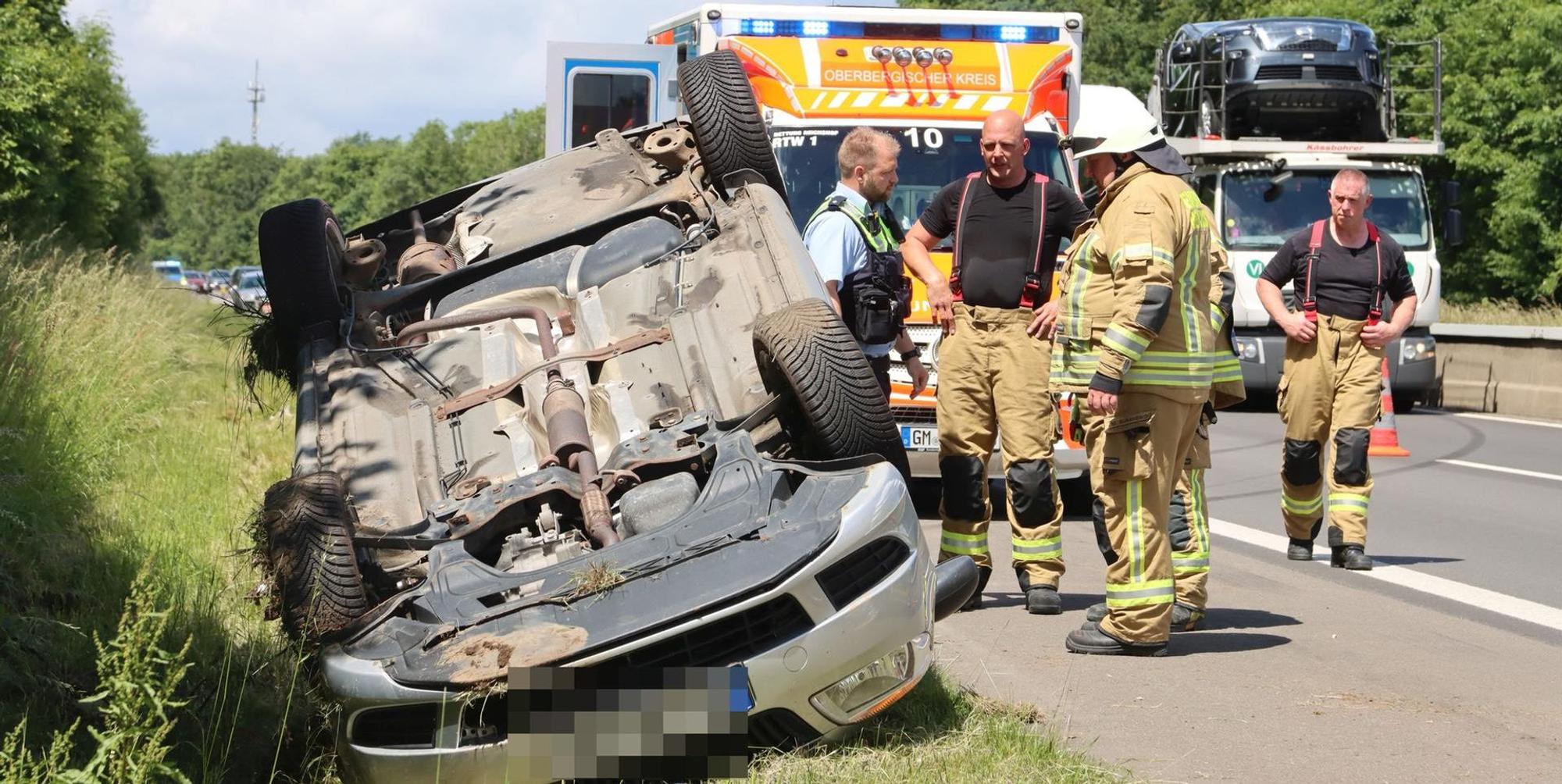 Unfall A4 Eckenhagen Olpe 110622