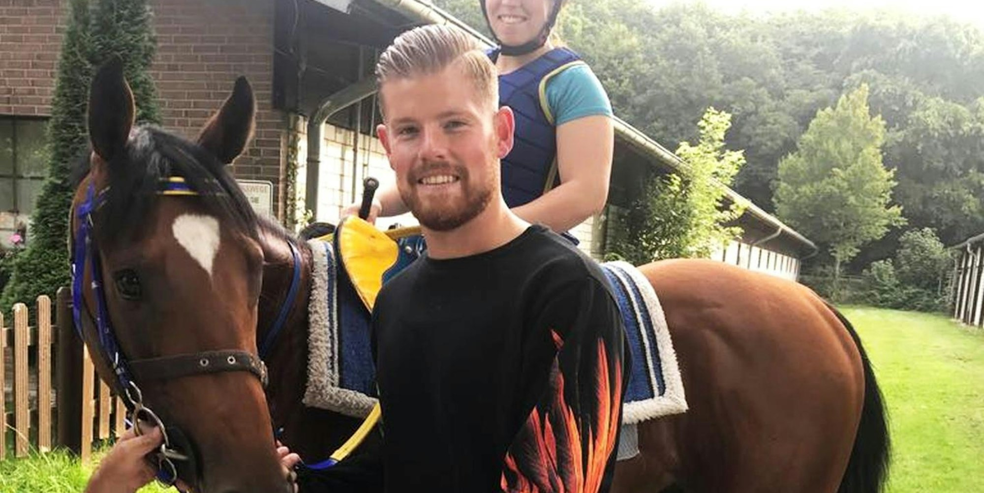 Horn mit Pferd