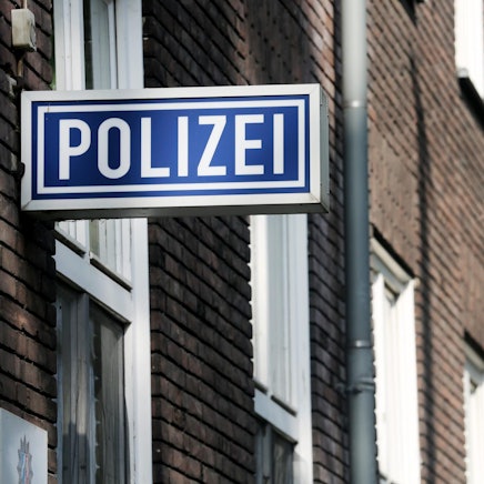 Polizeischild