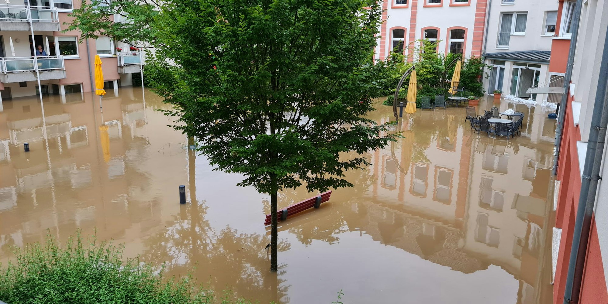 Woellner-Stift Hochwasser Archiv