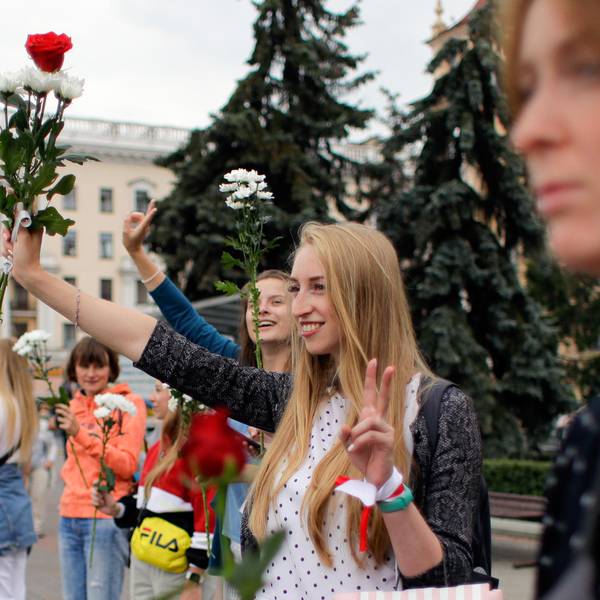 Belarus_protestierende_Frauen