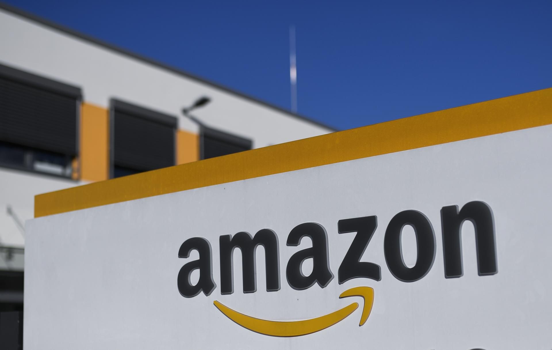 Amazon Logo dpa