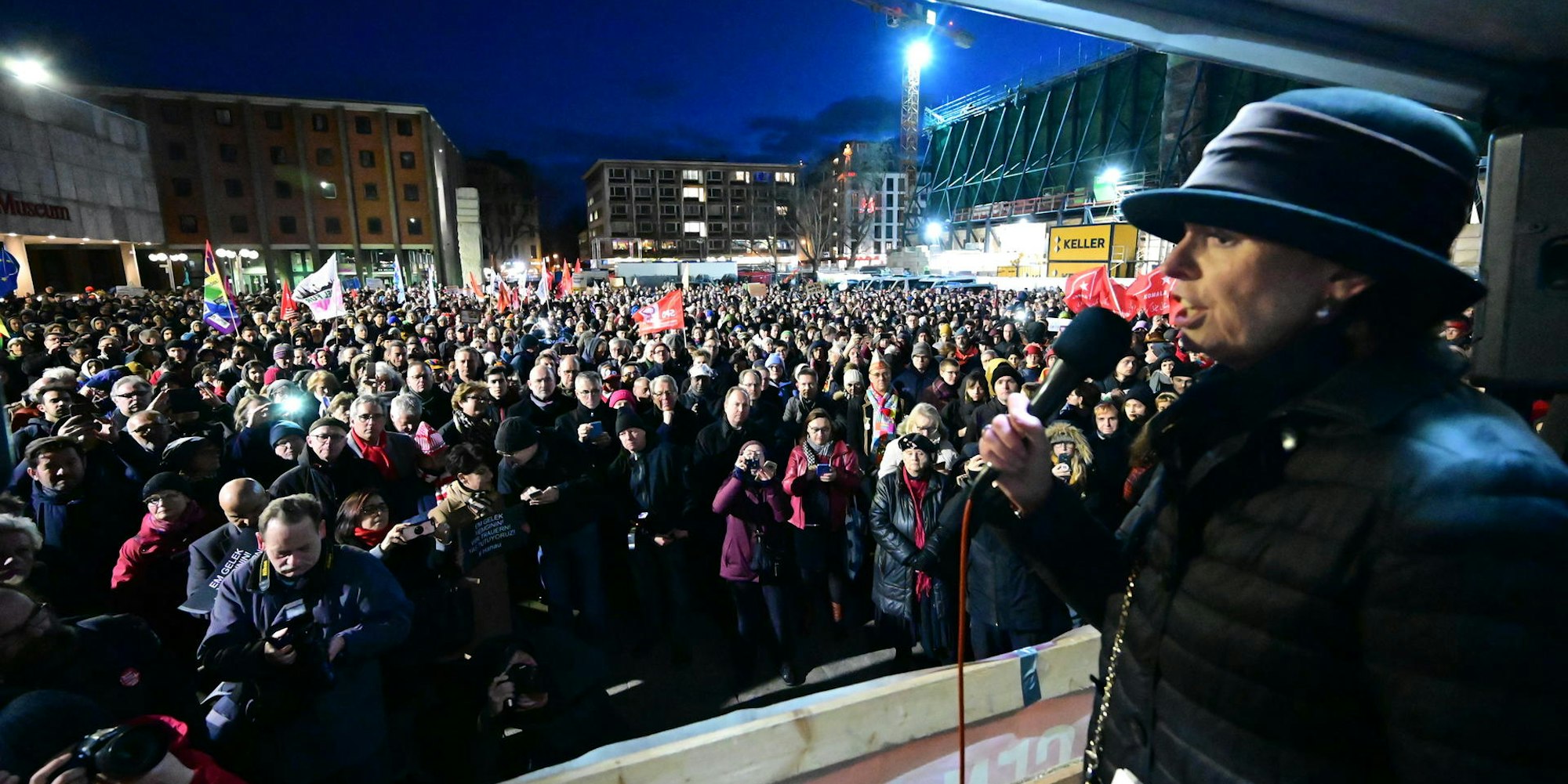 Demo gegen rechts Reker