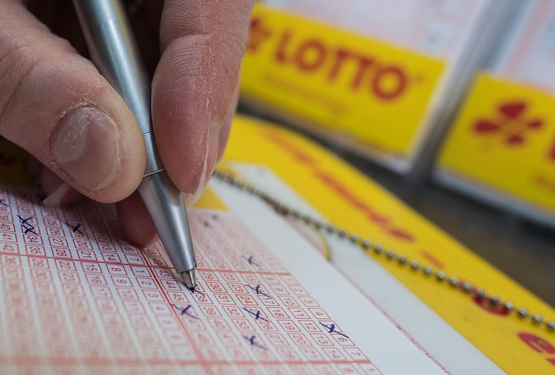 Lotto dpa Symbolbild