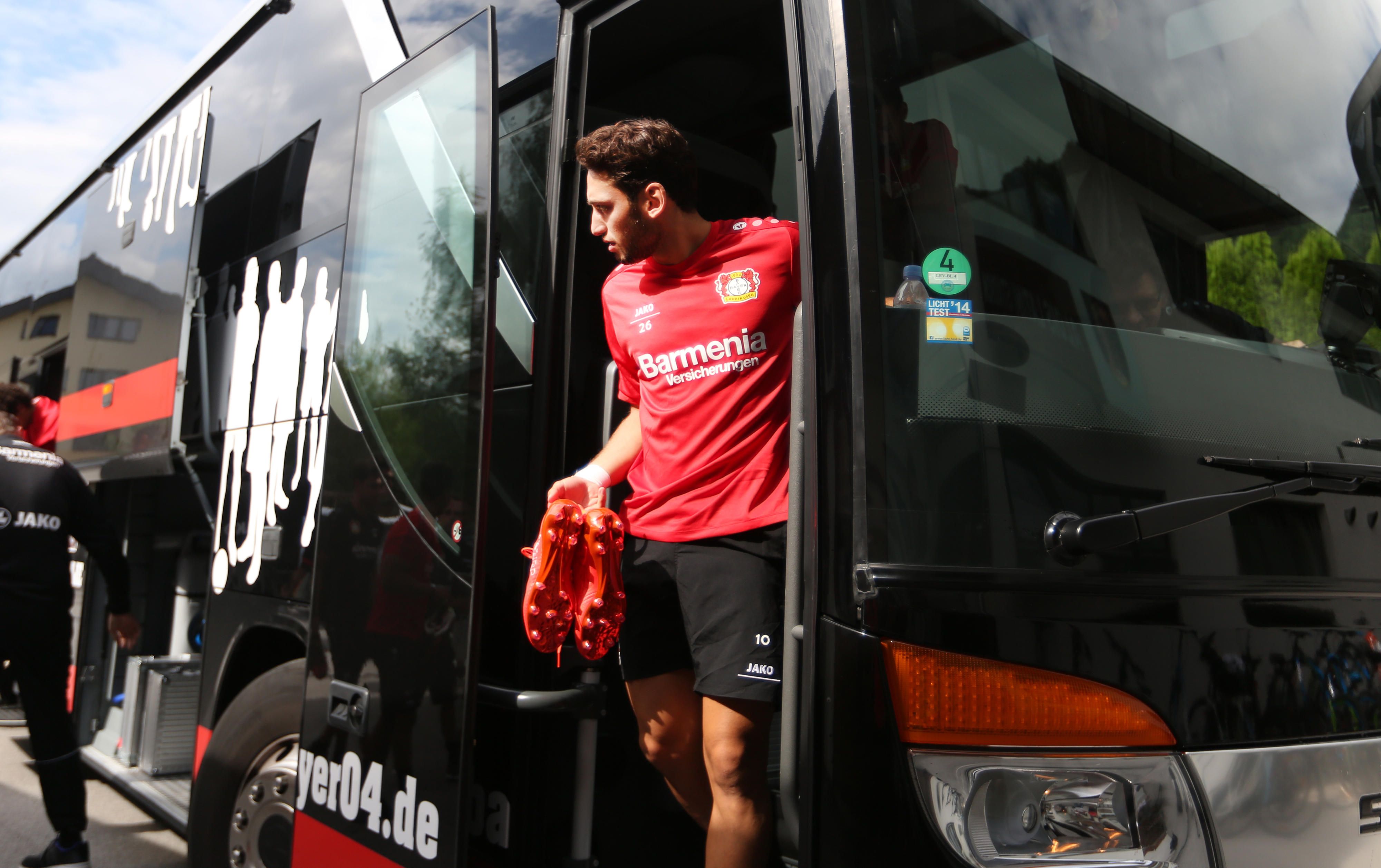 PIC Calhanoglu dpa