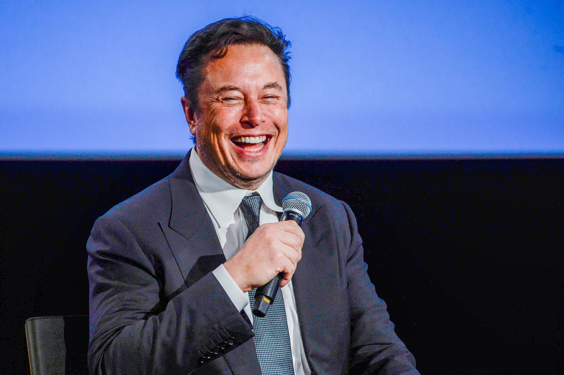 Elon Musk 031122