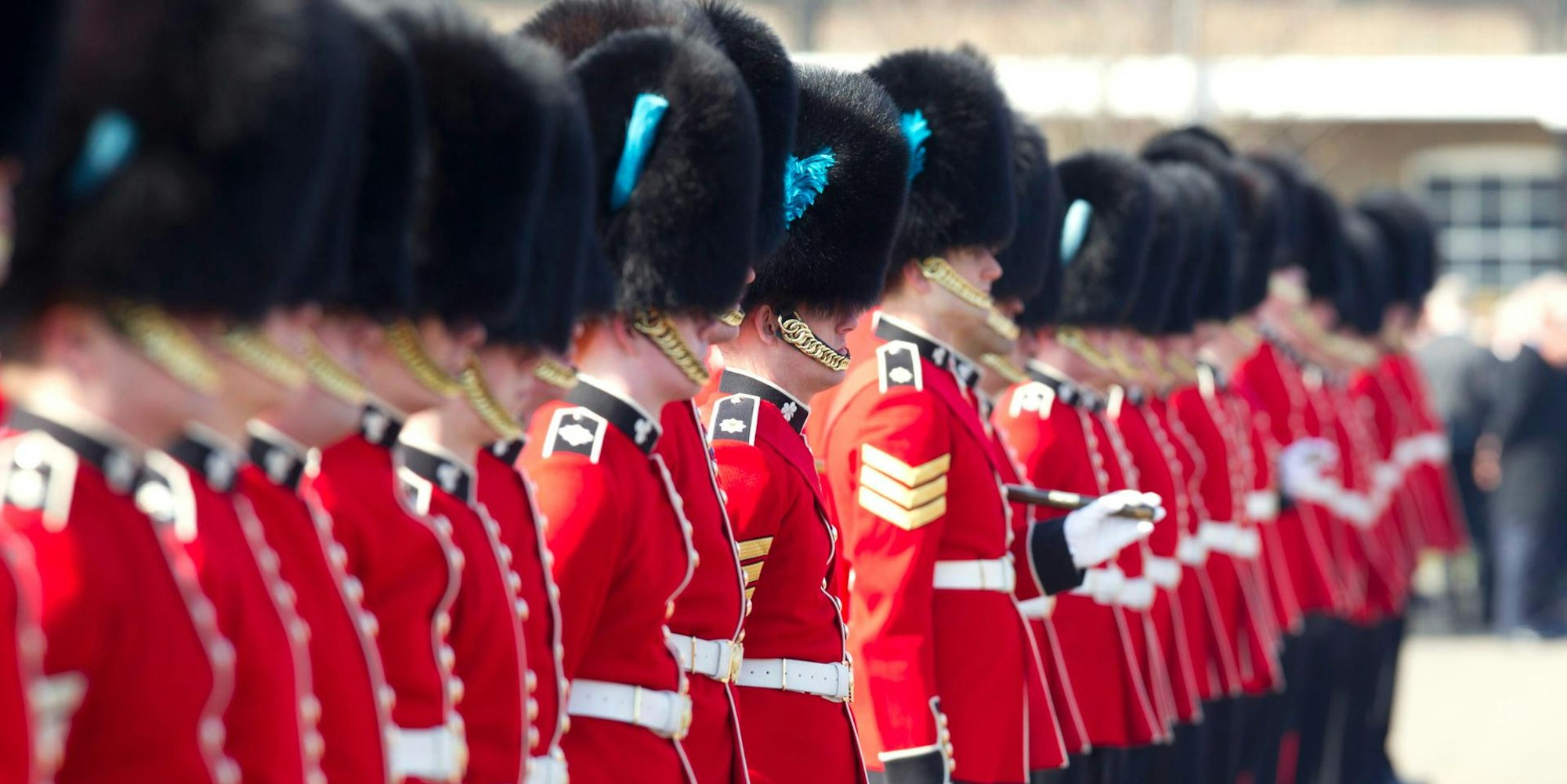 Irish Guards Queen 2705