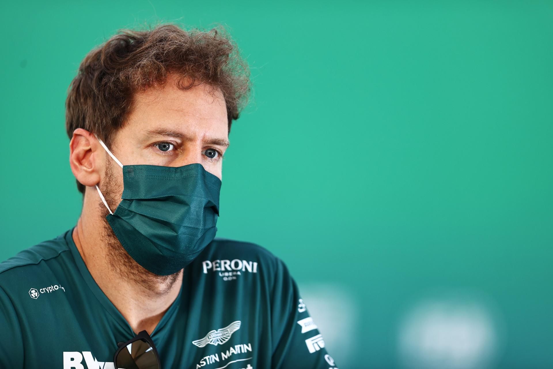 Vettel mit Maske