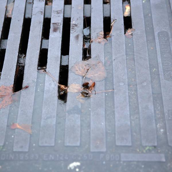 nab191211_Regen_Wetter_Gully_04
