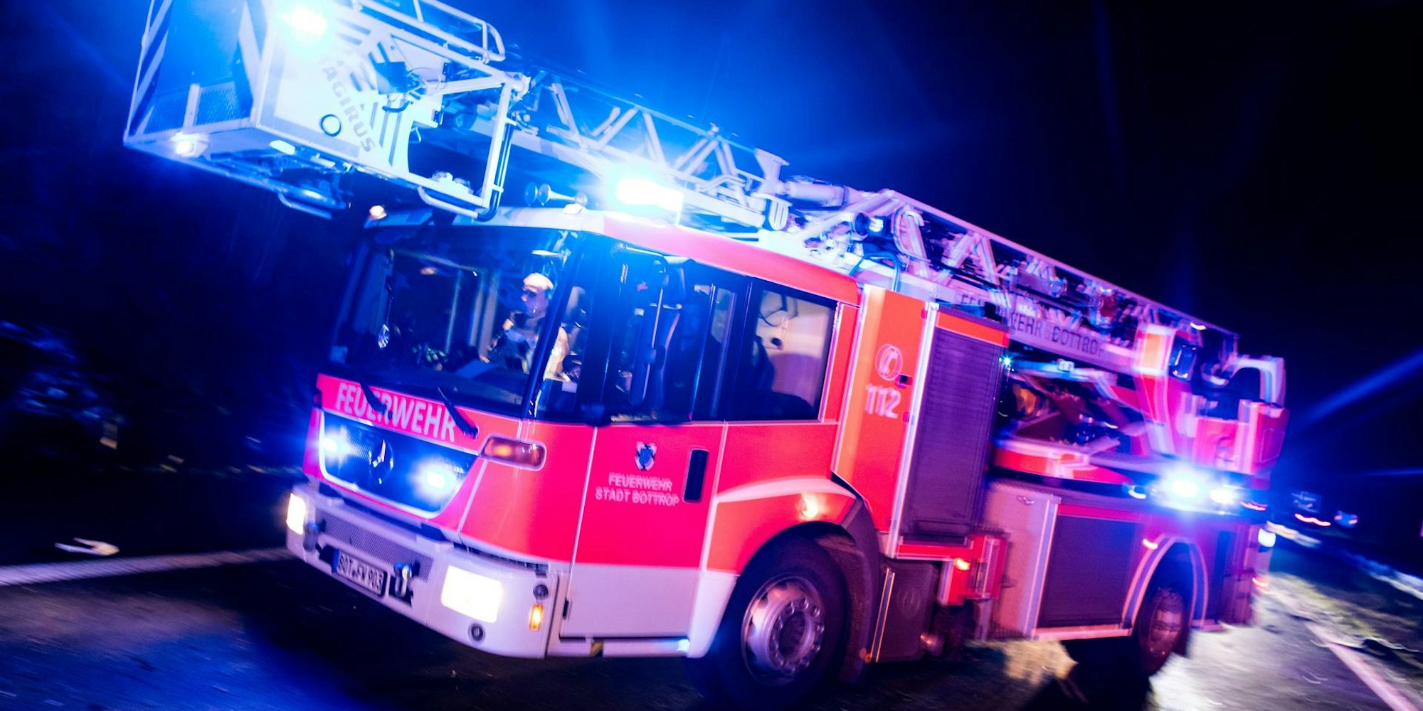 Feuerwehr Symbol dpa neu