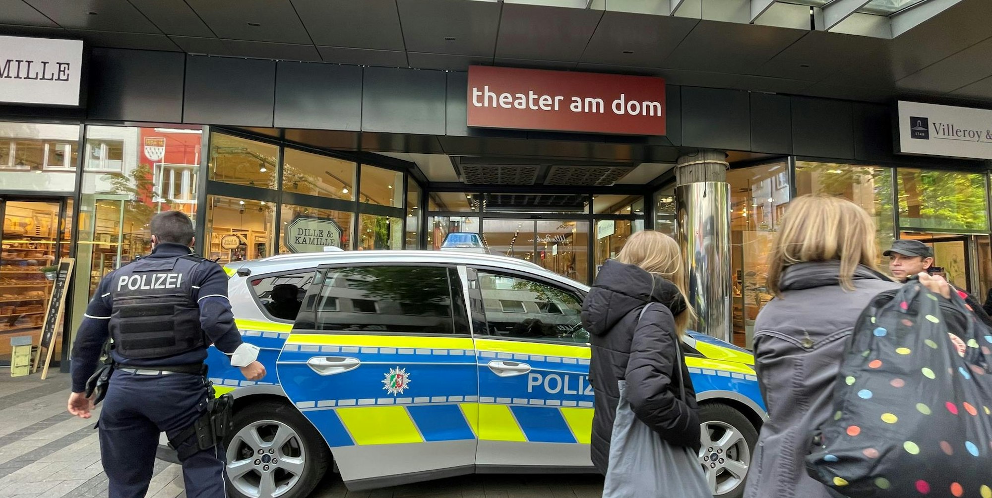 Opernpassage Polizeieinsatz