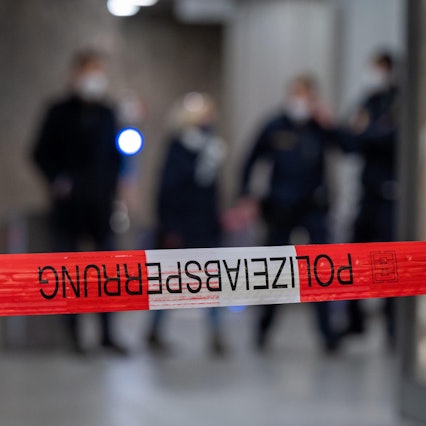 Absperrband Symbolbild