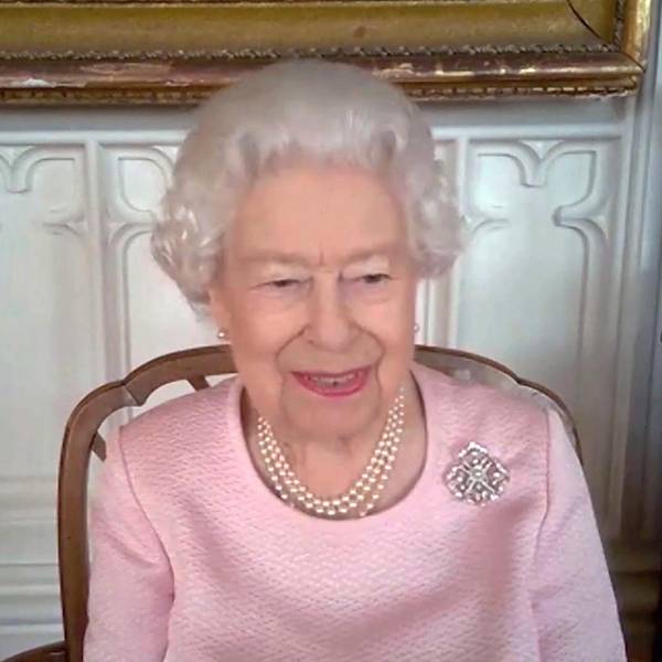 Elizabeth Telefonat