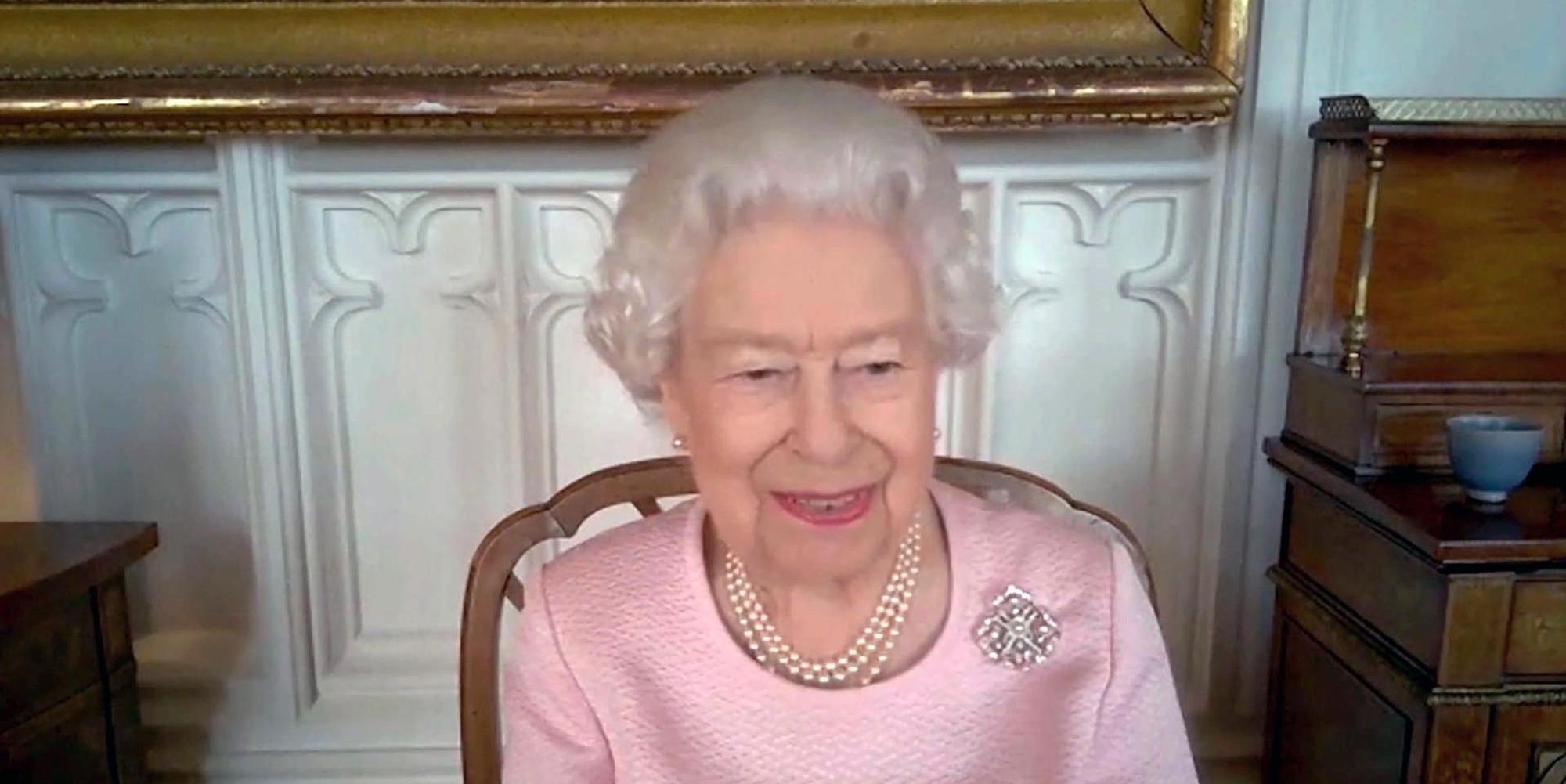 Elizabeth Telefonat