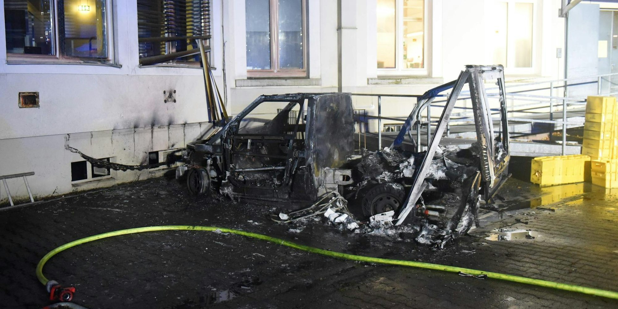 Elektro Postauto Herne