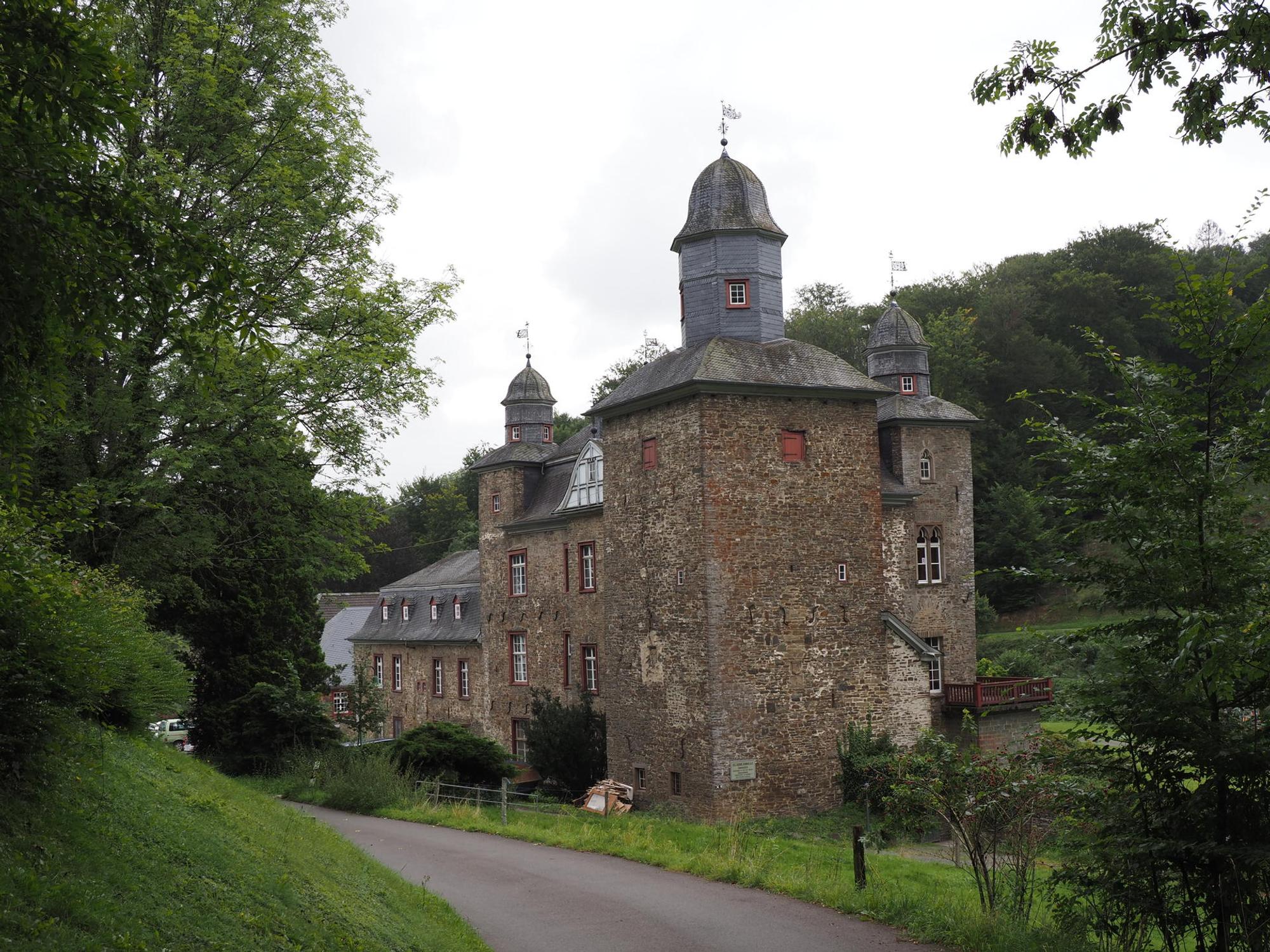 Wanderung Schloss Gimborn Bergisches Land 06 Schloss Gimborn