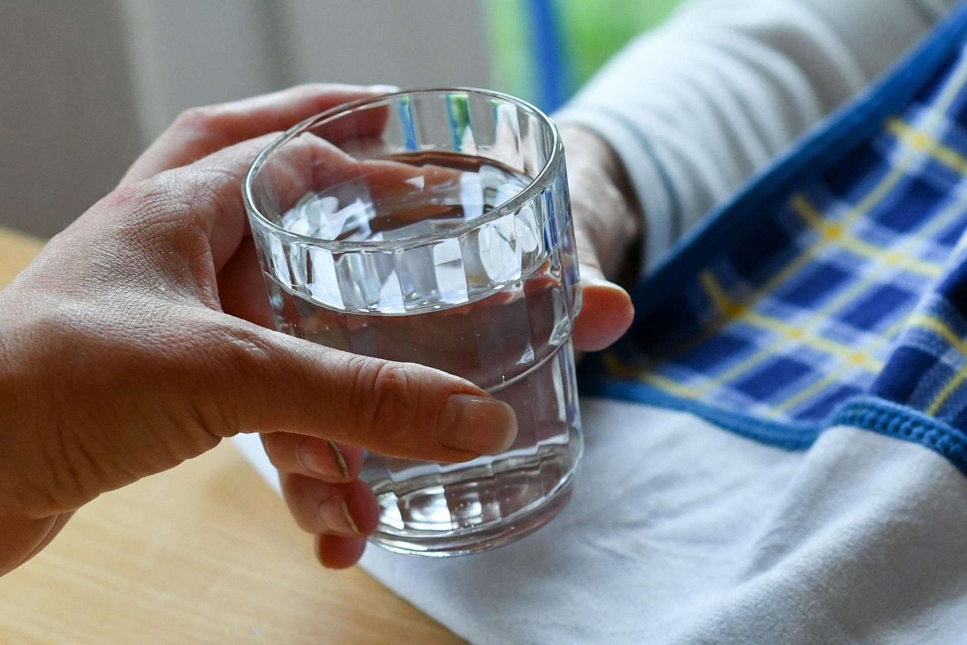 Glas Wasser