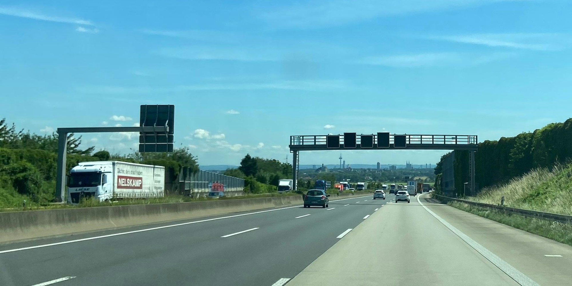 20220628-fre-aj-12h-mittags-Autobahnraststätte-5