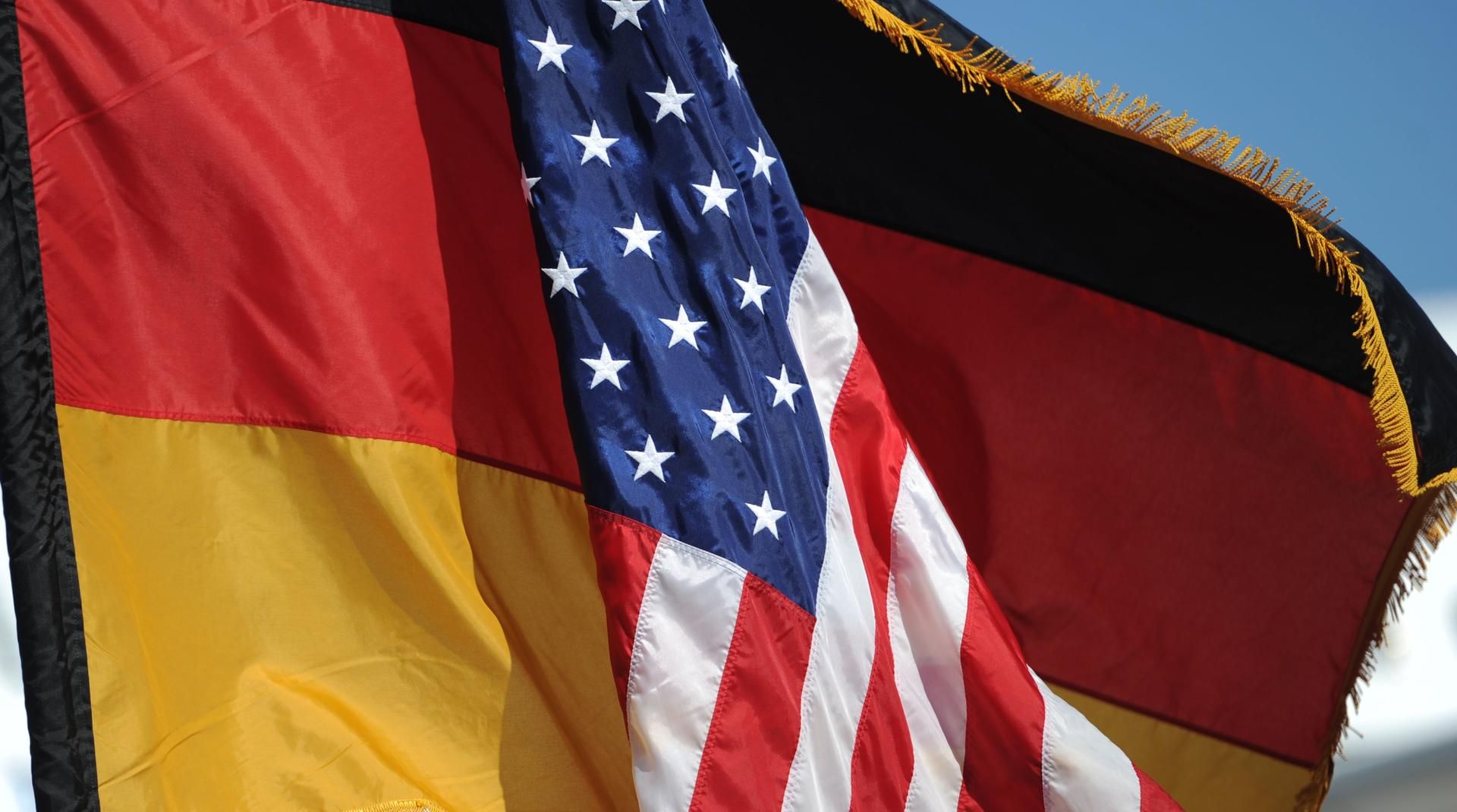 Bundesverteidigungsm_30767262
