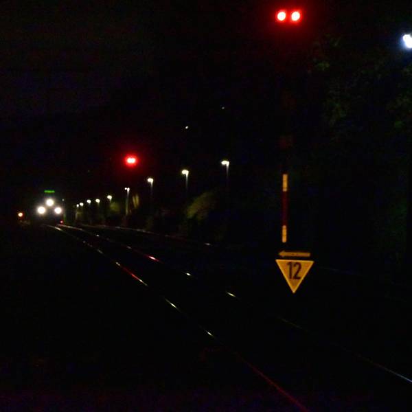 Schwarzer_Weg_Beleuchtung
