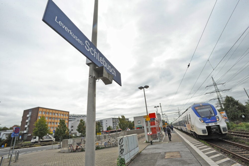 Atu Leverkusen - Manfort Stixchesstraße Leverkusen Schlebusch: Umbenennung beschlossen: Der Bahnhof Leverkusen-Manfort