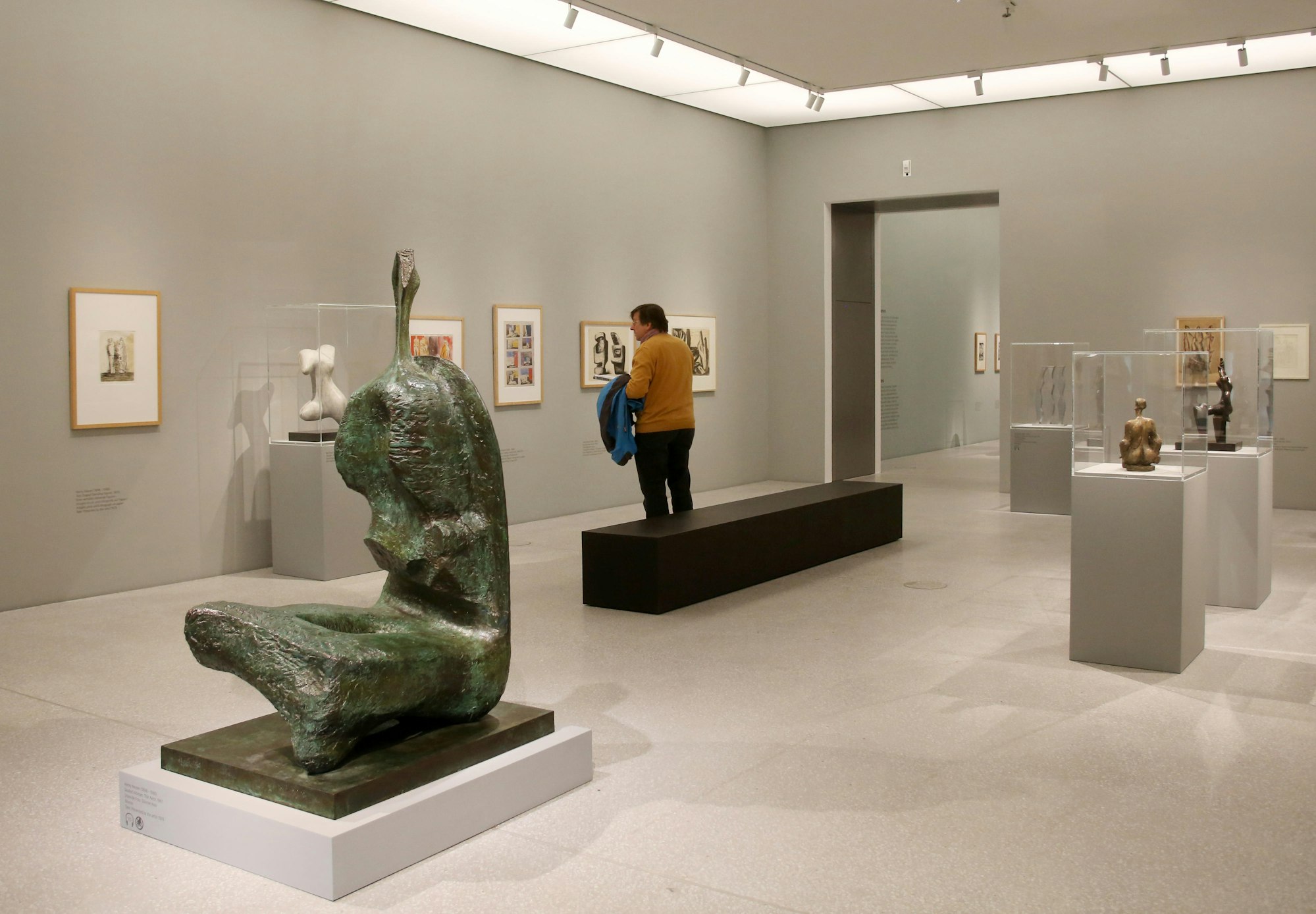 Henry Moore (2)