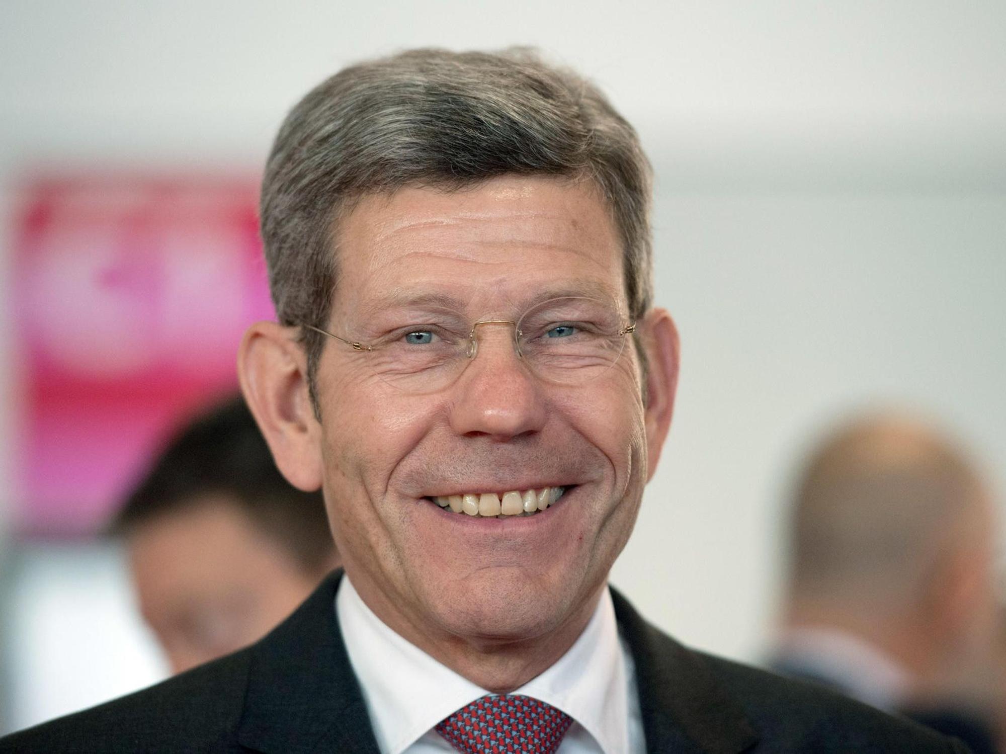 Bernhard Mattes (1)