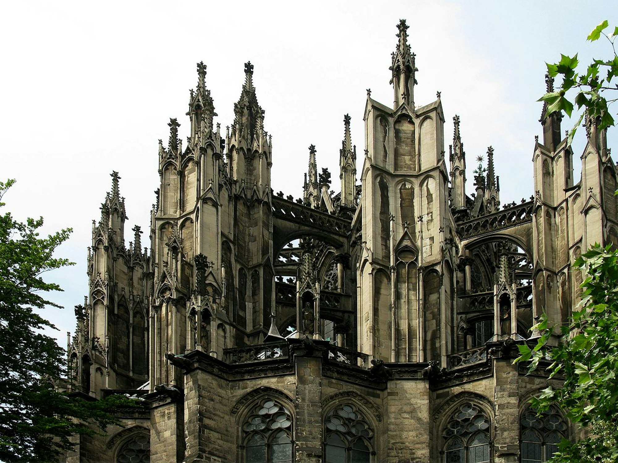 Wiki_WDWensky_CC1280px-Kölner_Dom,_Ostchor_von_außen_21