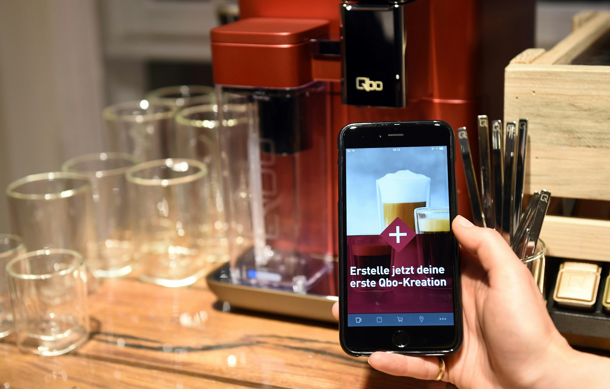 Tchibos Kaffeesystem lässt sich per Smartphone steuern